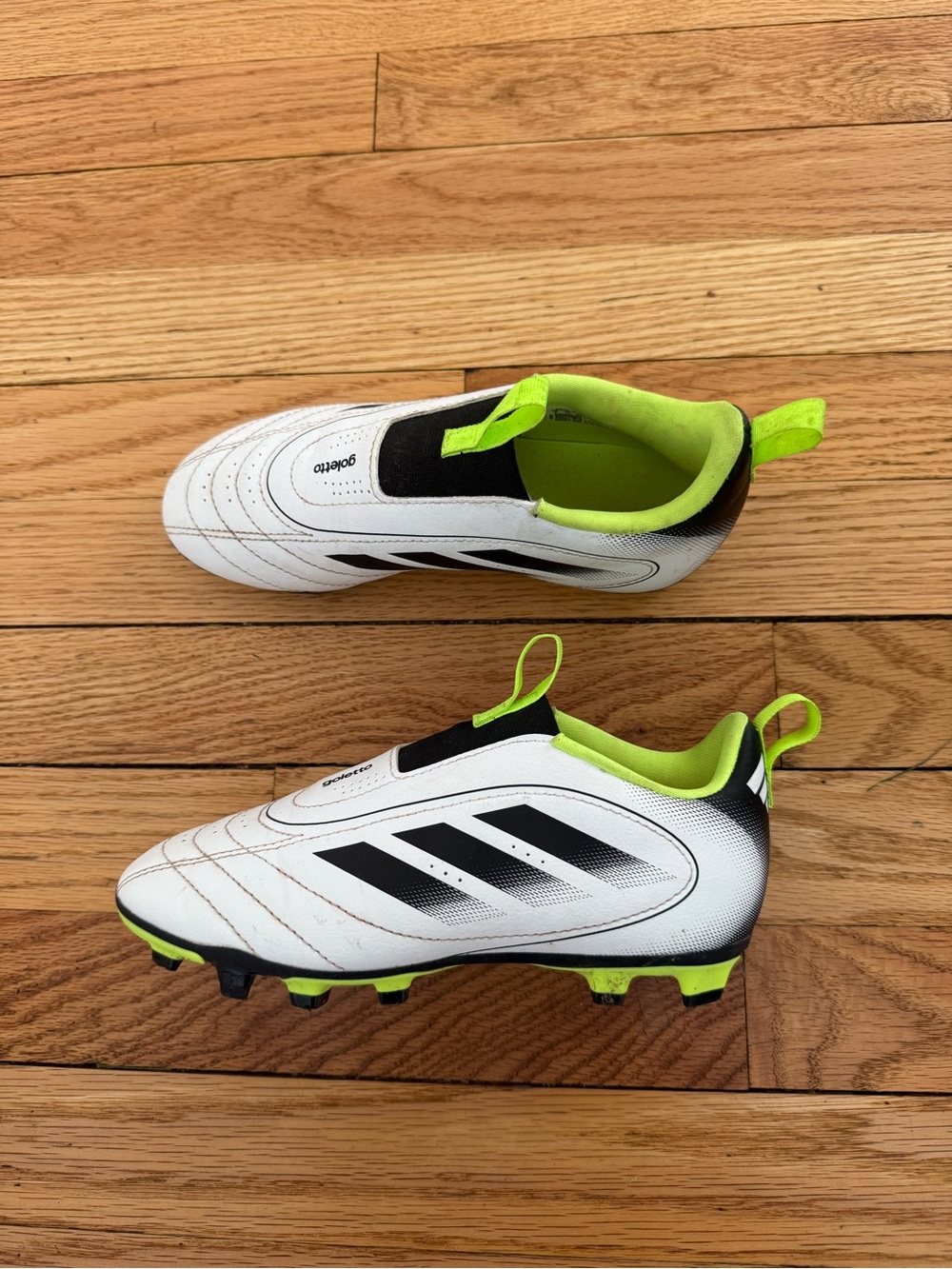 BRAND NEW adidas White and Neon Green Kids Soccer Cleats